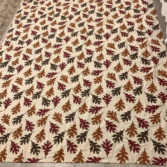 Fall autumn September Leaf Pattern Maple Foliage Nature Multicolor tablecloth - Picture 6 of 9